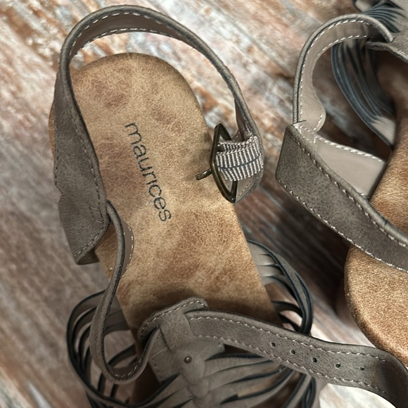 Maurice’s Wedges - Picture 2 of 3